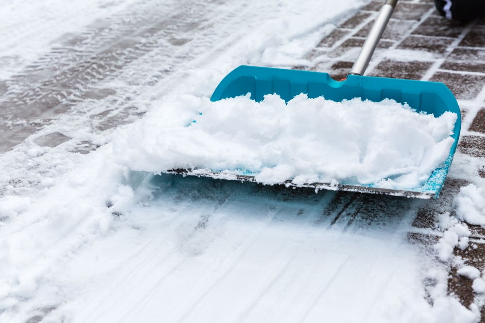 How to Choose the Right Commercial Snow Removal Contractor