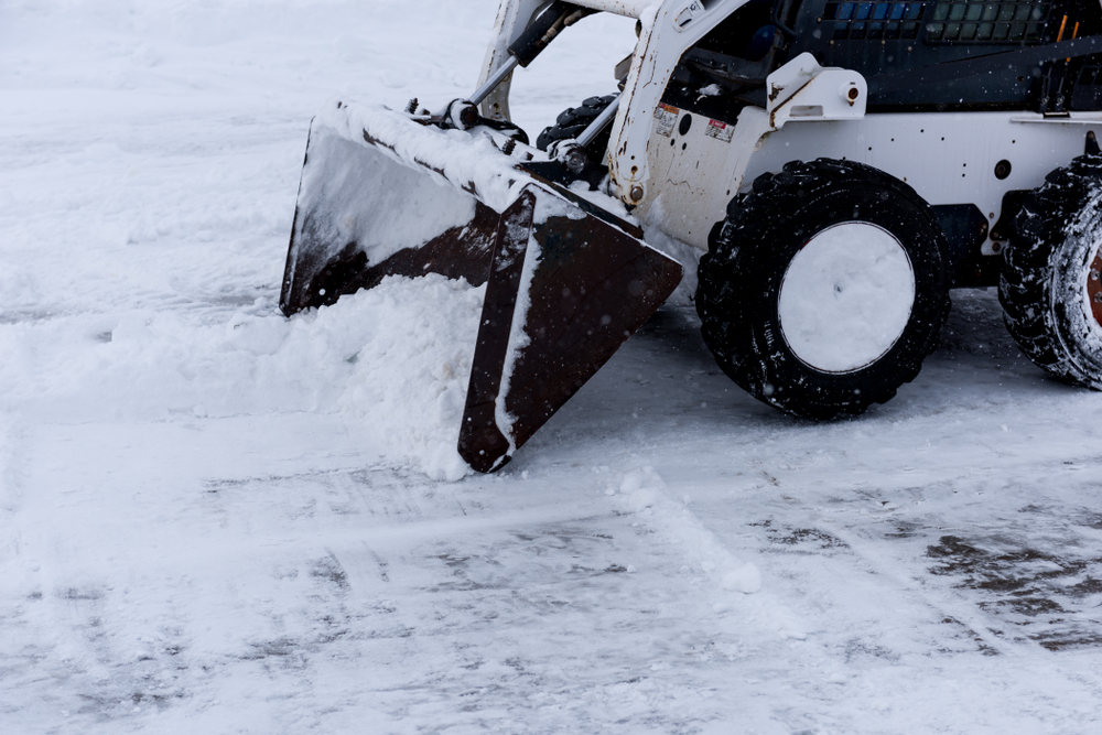 The Advantages of Hiring a Dedicated Snow Removal Team: Managing Every Type of Snowfall