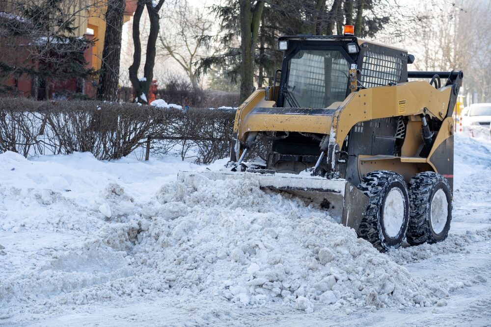 How Dedicated On-Site Equipment Keeps Commercial Properties Running