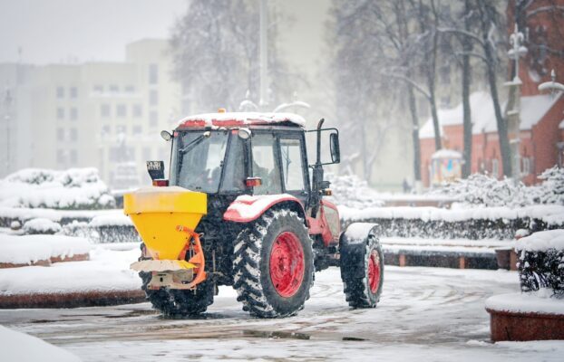 Liquid Anti-Icing vs. Rock Salt: Choosing the Right Treatment for Your Pavement